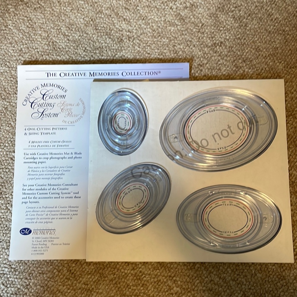 Creative Memories Custom Cutting System -Oval Cutting Patterns & Sizing Template